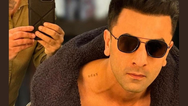 ranbir-kapoor-flaunts-his-raha-tattoo-bobby-deol-and-fans-react-photo